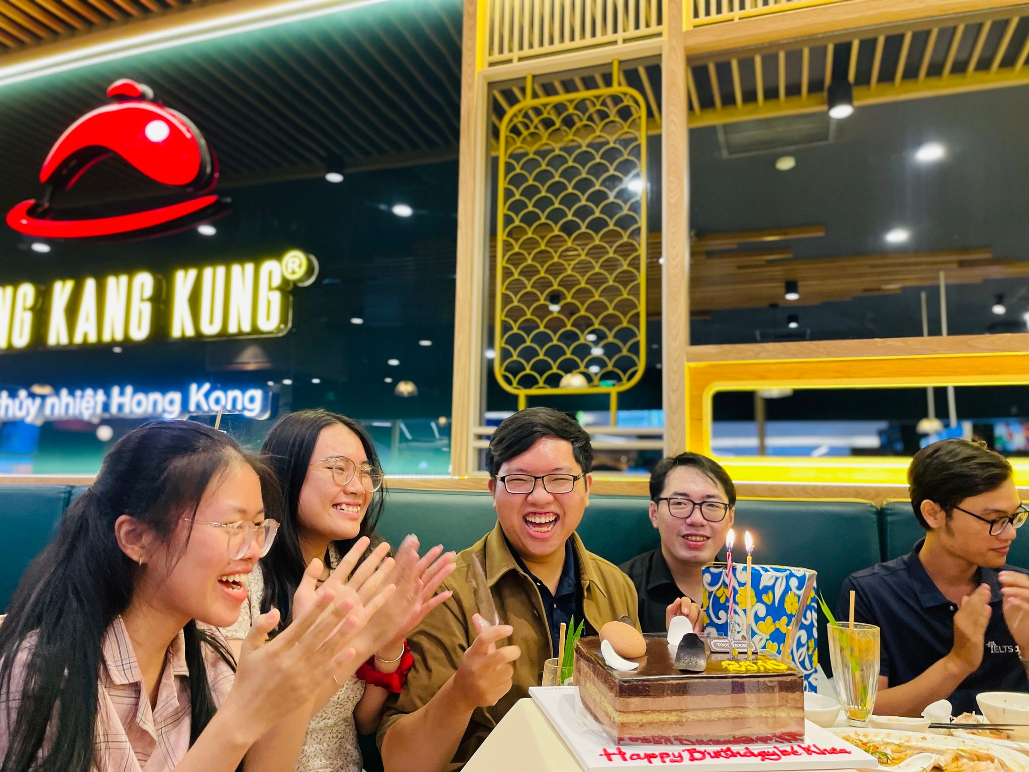 Tuyển Dụng Giáo Viên