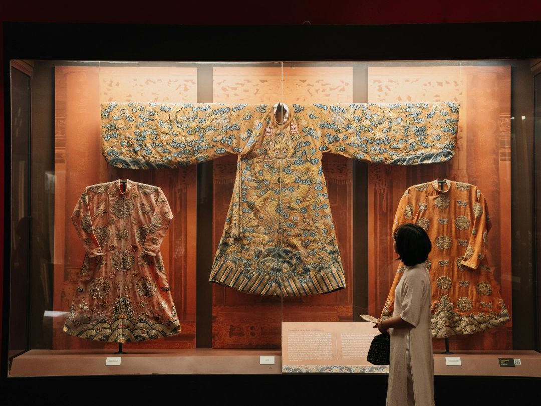 sample đề thi 12/05/2024 topic Society and Cultur