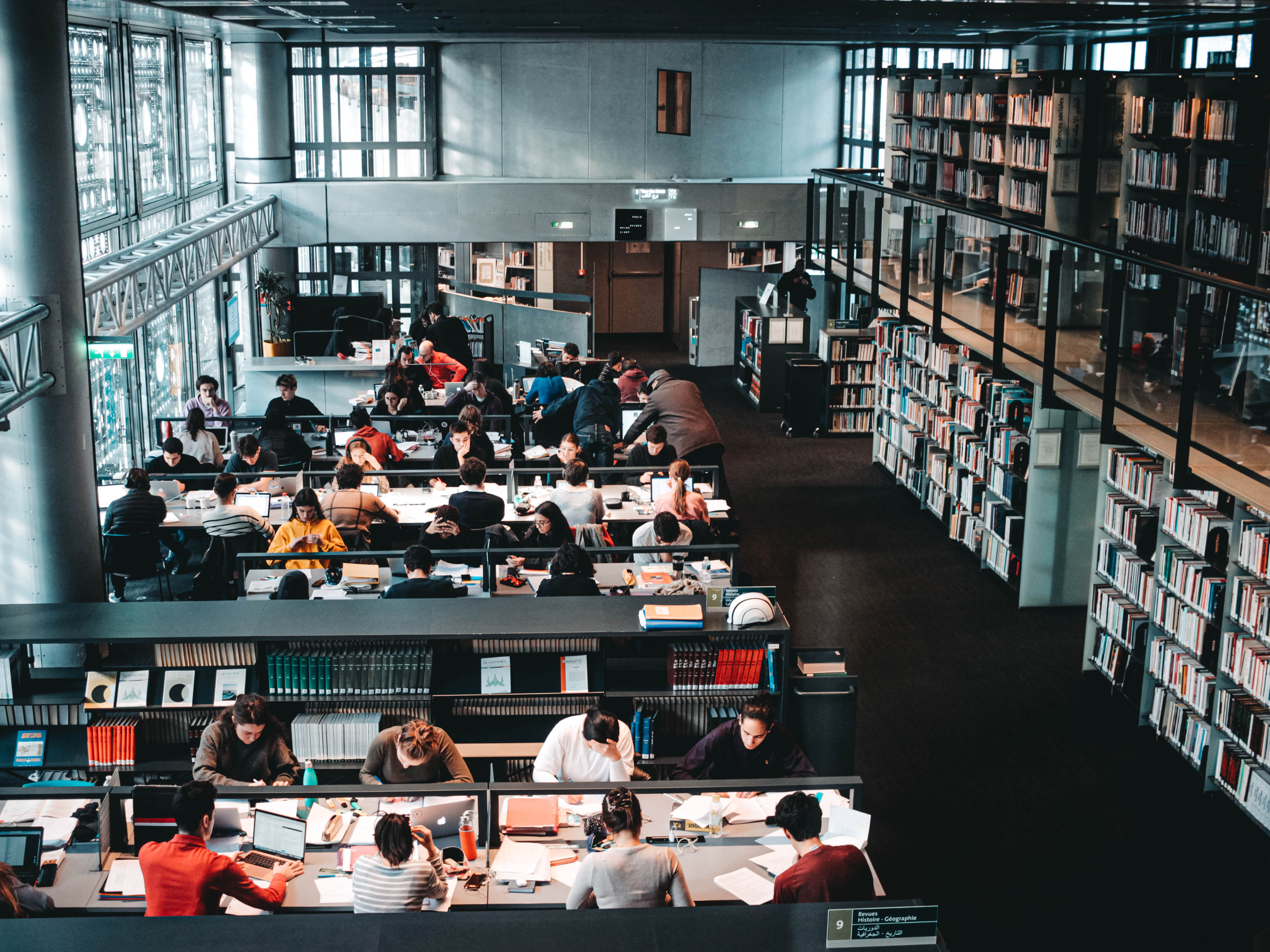 sample dạng Map đề Library Plan in 2001 and 2009